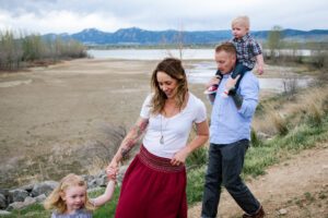 Denver family photographers ~ candid family photo at open space